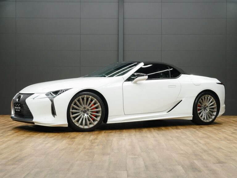 レクサス LCコンバーチブル
500 / 令和5年モデル/1オーナー車/禁煙車 / 屋内保管車 / マークレビンソンサウンド / TRDエアロ / TRD21インチ鍛造AW / TRDダイナミクスエアロミラー / オレンジキャリパー / 黒本革シート(冷温付) / HUDヘッドアップディスプレイ / ETC2.0 / ホワイトノーヴァガラスフレーク