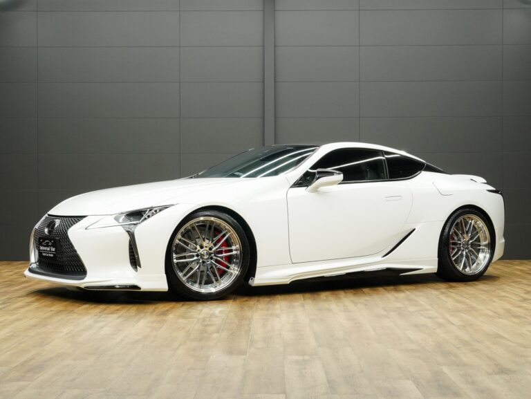 レクサス LC500 Sパッケージ UNIVERSALDESIGNエアロ TWS21インチAW レッドキャリパー TOMSチタンマフラー 1オーナー車 禁煙車 屋内保管 寒冷地仕様車 LEXUSセーフティシステム マークレビンソン CFRPルーフ ヘッドアップディスプレイ ETC2.0