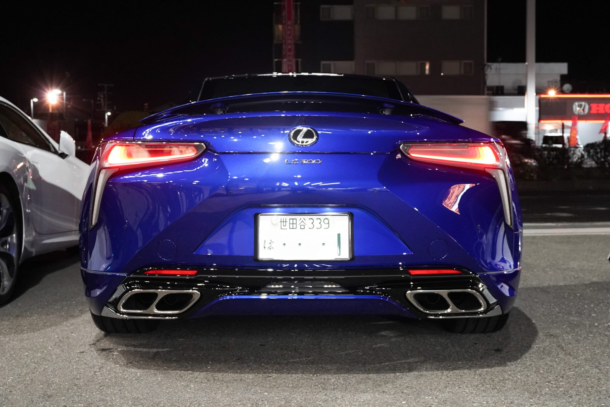 レクサスLC500 オレンジキャリパー　F SPORT カーボンルーフ　オプションホイール　