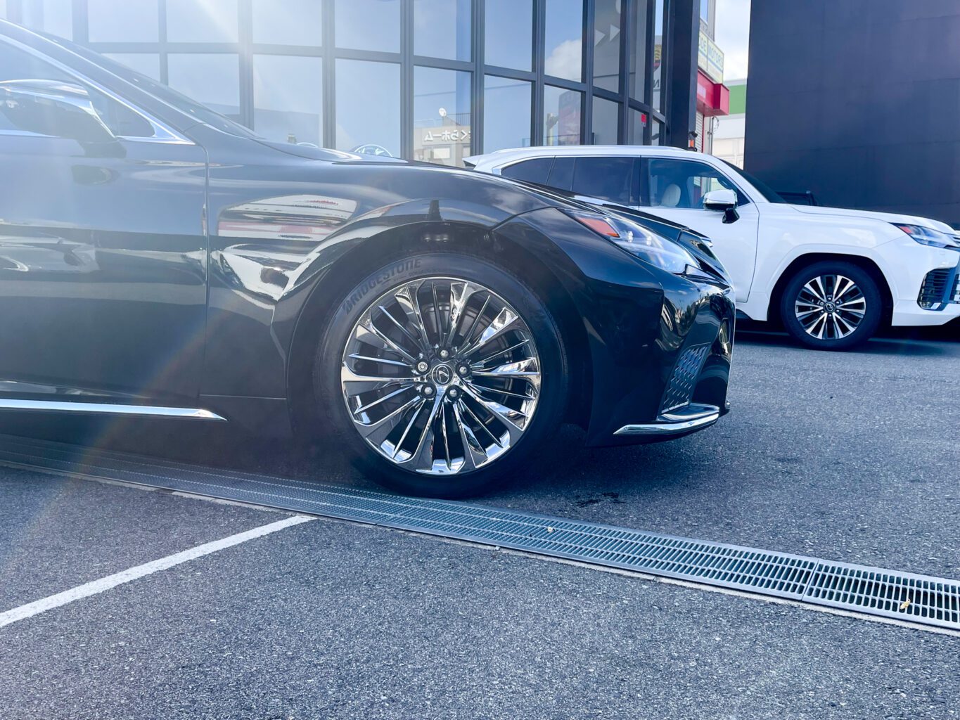 レクサスLS500 AWD ご成約ありがとうございました！
