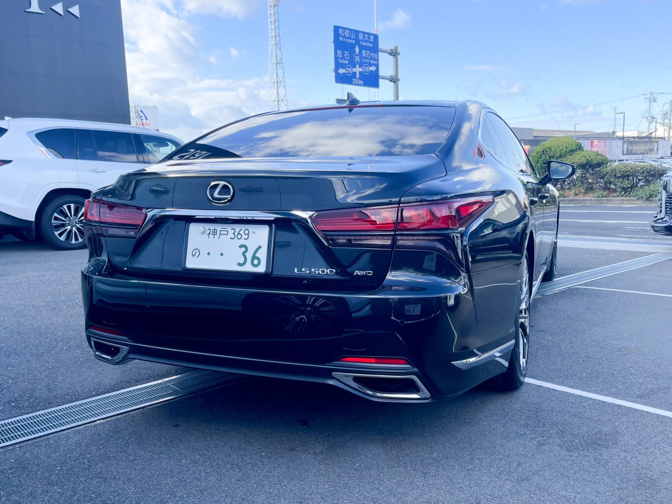 レクサスLS500 AWD ご成約ありがとうございました！
