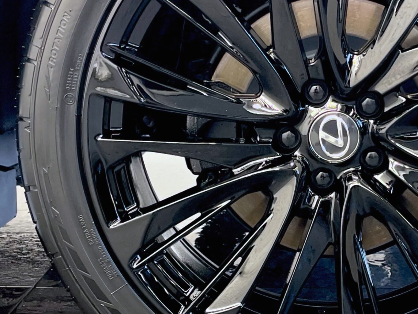 レクサスRX500h F SPORT
22インチのWALDホイールも特注カラーでご注文いただき誠にありがとうございました！
