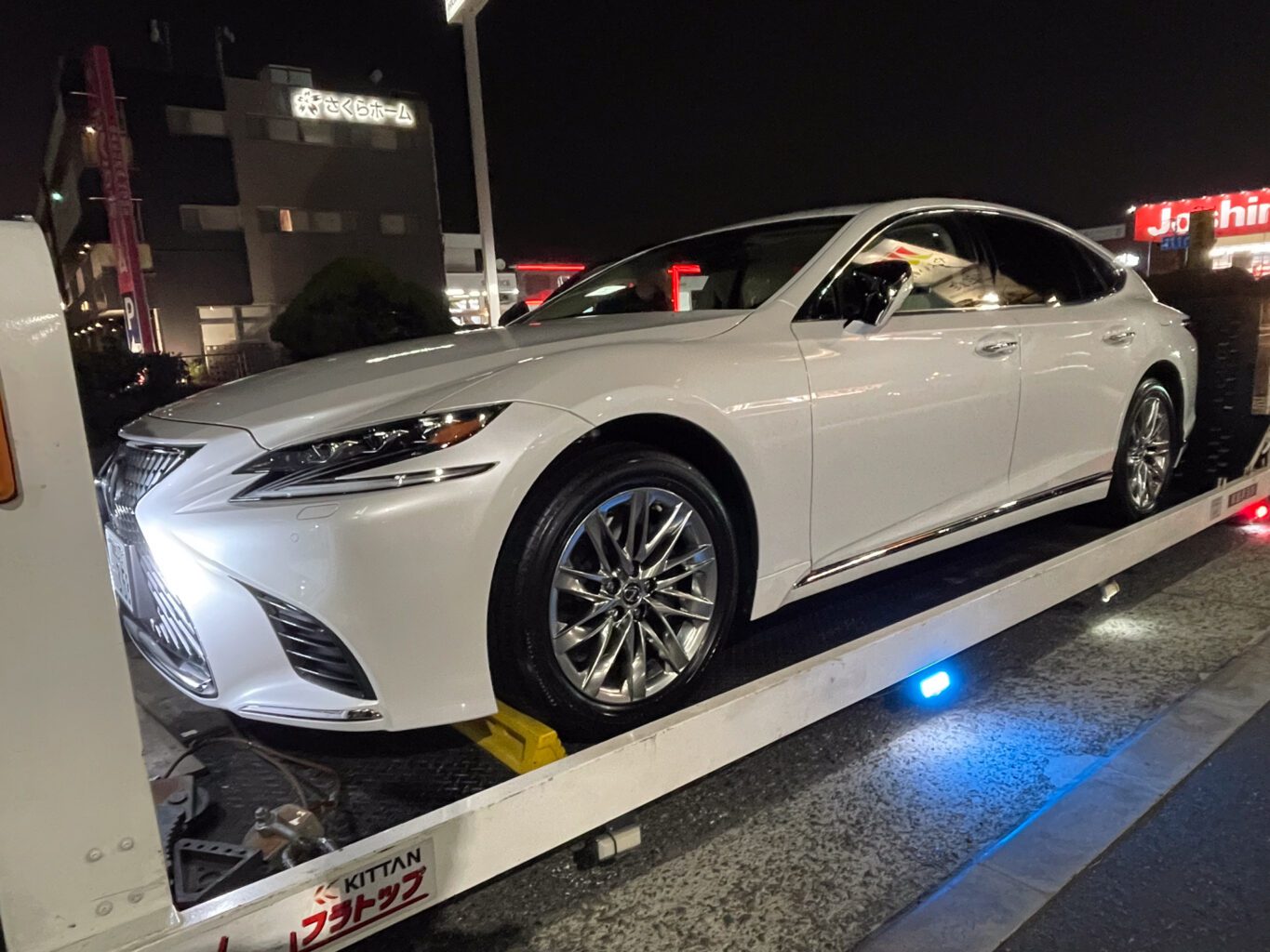 ご納車♪
レクサスLS500のご成約誠にありがとうございました!
レクサス専門店
lexus専門店
lexus
レクサス
ls
ls500
ls500h
hybrid
ハイブリッド
カスタム
エアロ
ABS
ホイール
wheel
premium
ラグジュアリーライフスタイル
ハイエンドカー
プレミアム
プレミア
大人の贅沢
レクサス専門店
ユニバーサルスター
ユニバーサルホールディングス
ユニバーサルデザイン
universalstar
universalholdings
universaldesign
株式会社universalholdings
株式会社universalbody
_________________________________________________
❏ 株式会社 UNIVERSAL HOLDINGS
https://www.universalstar.co.jp
❏ 高石本店(Universal Star)
📍大阪府高石市西取石5-4-30
TEL:072-267-7222