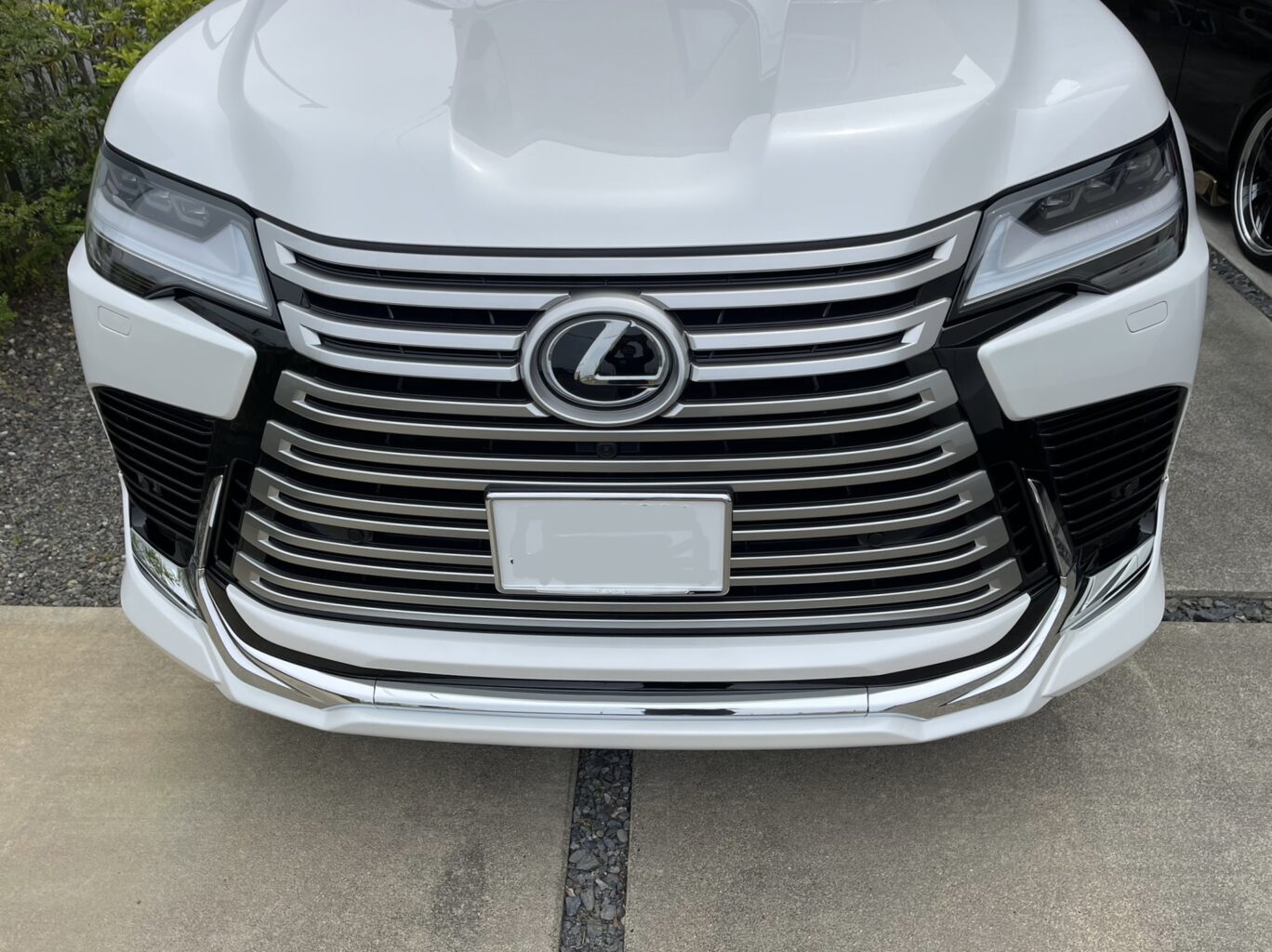 レクサスLX600 モデリスタ x UNIVERSAL DESIGN FF01S 22インチをご成約いただき誠にありがとうございました!