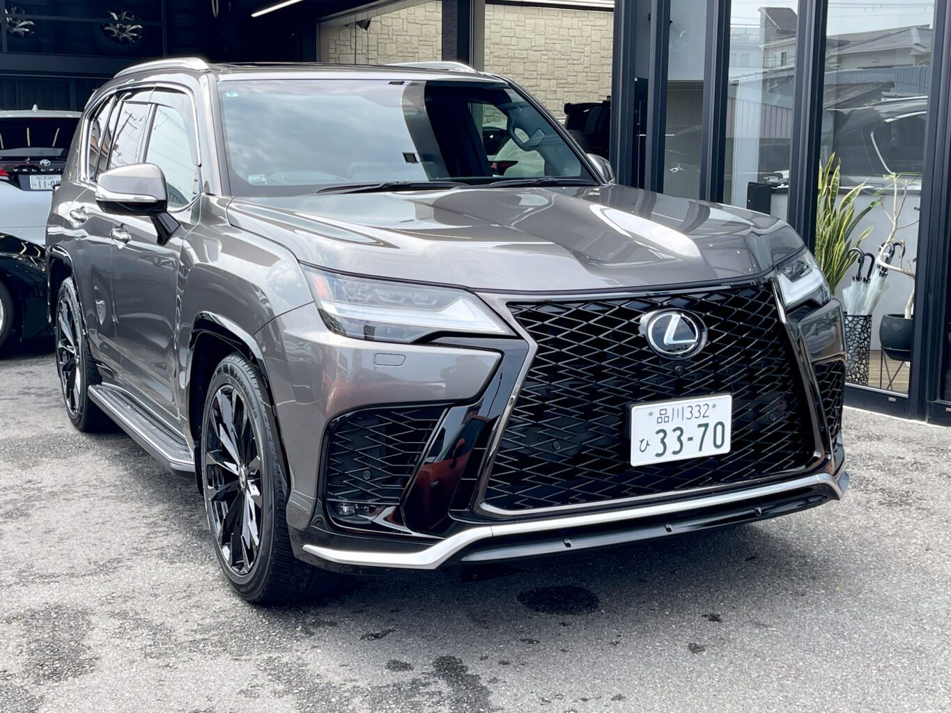 レクサスLX600 Fスポーツスタイル をご成約いただき誠にありがとうございました!また、弊社オリジナルホイール(FF01S)もご装着いただき誠にありがとうございました!