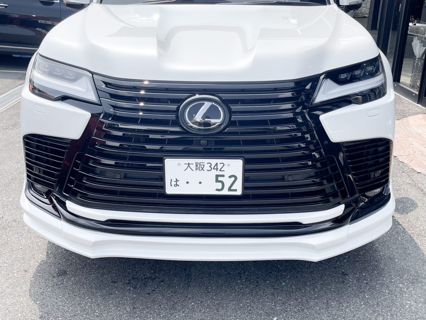 レクサスLX600 UNIVERSAL DESIGN をご成約いただき誠にありがとうございました!
また、弊社オリジナル24インチホイール(FF02M)もご装着いただき誠にありがとうございました!