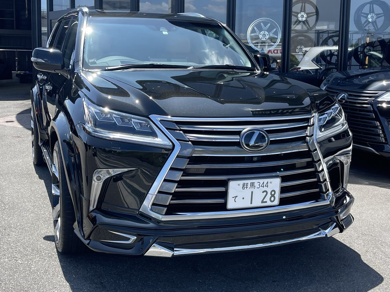 レクサスLX570 WALDコンプリートのご成約、誠に有難うございました!