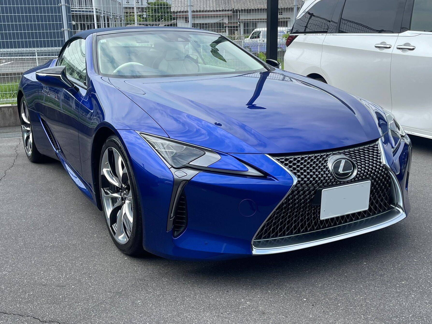 レクサスLC500 コンバーチブル ストラクチュラルブルーをご成約いただき誠にありがとうございました！
