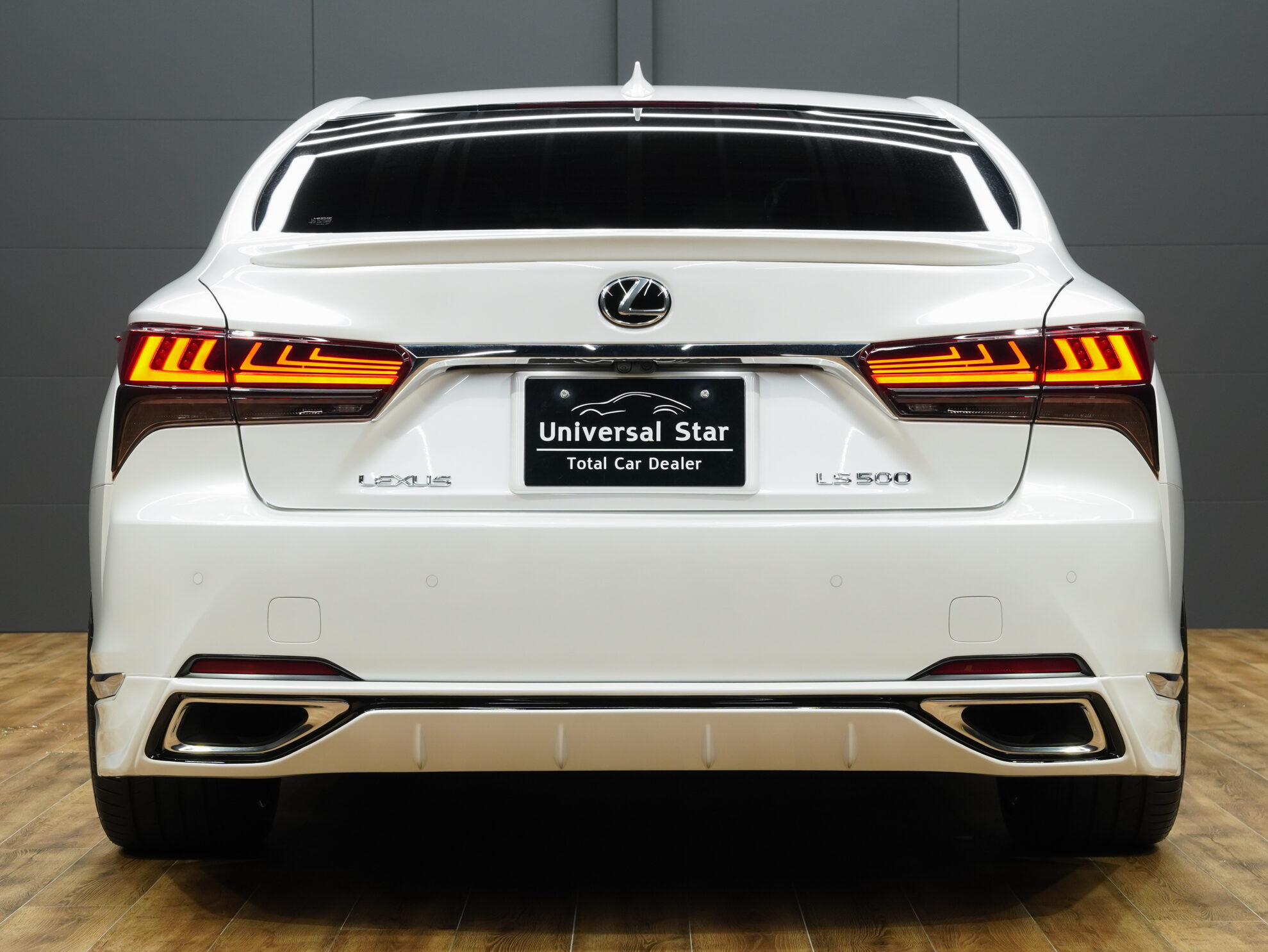 UNIVERSAL DESIGNよりレクサスLS500後期用(標準グレードバンパー)のエアロパーツをリリースしました！