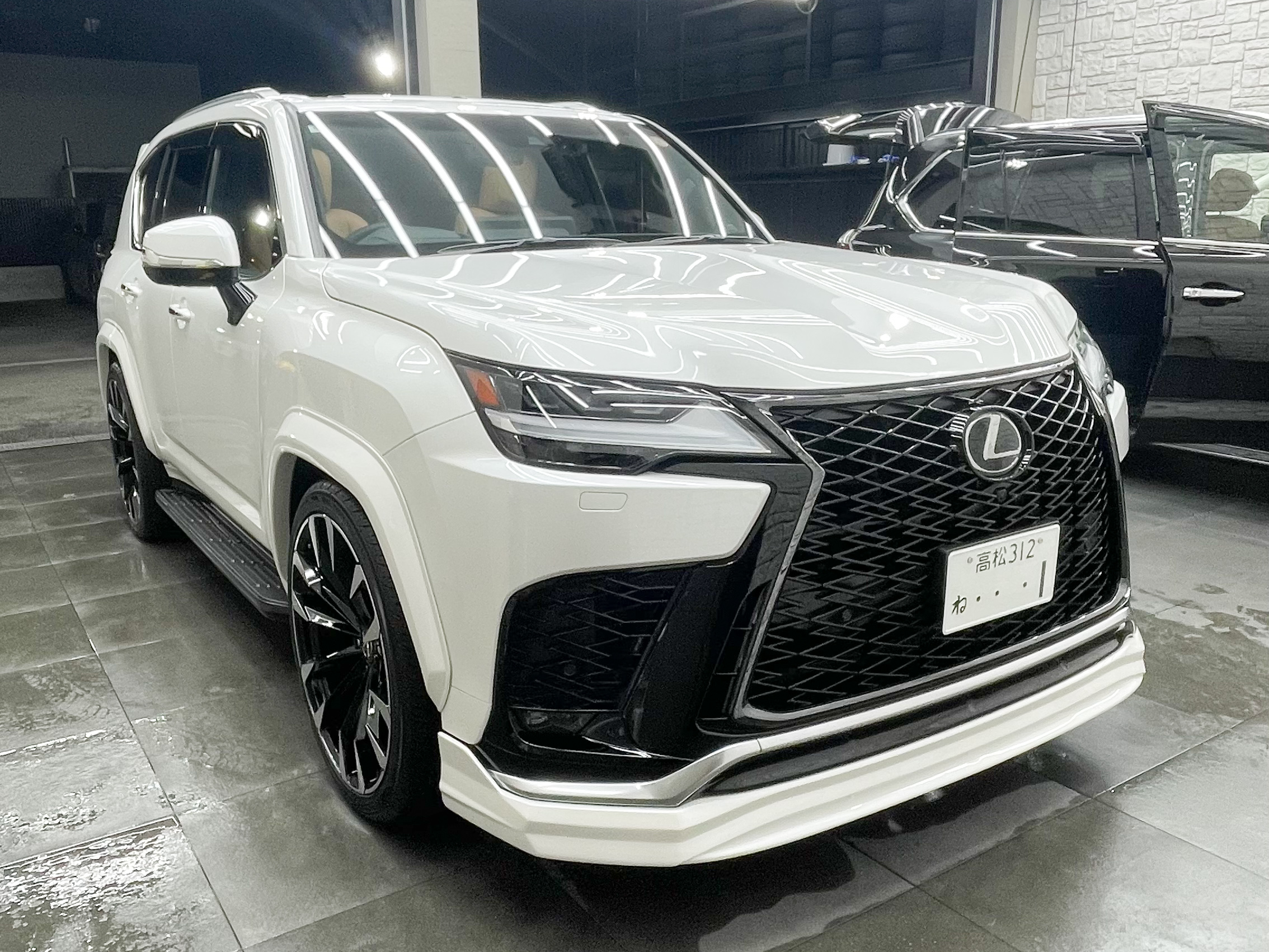 レクサス LX600 純正 フロント　ディーラーオプション レクサス LX600 純正 フロント ディーラーオプション レクサス