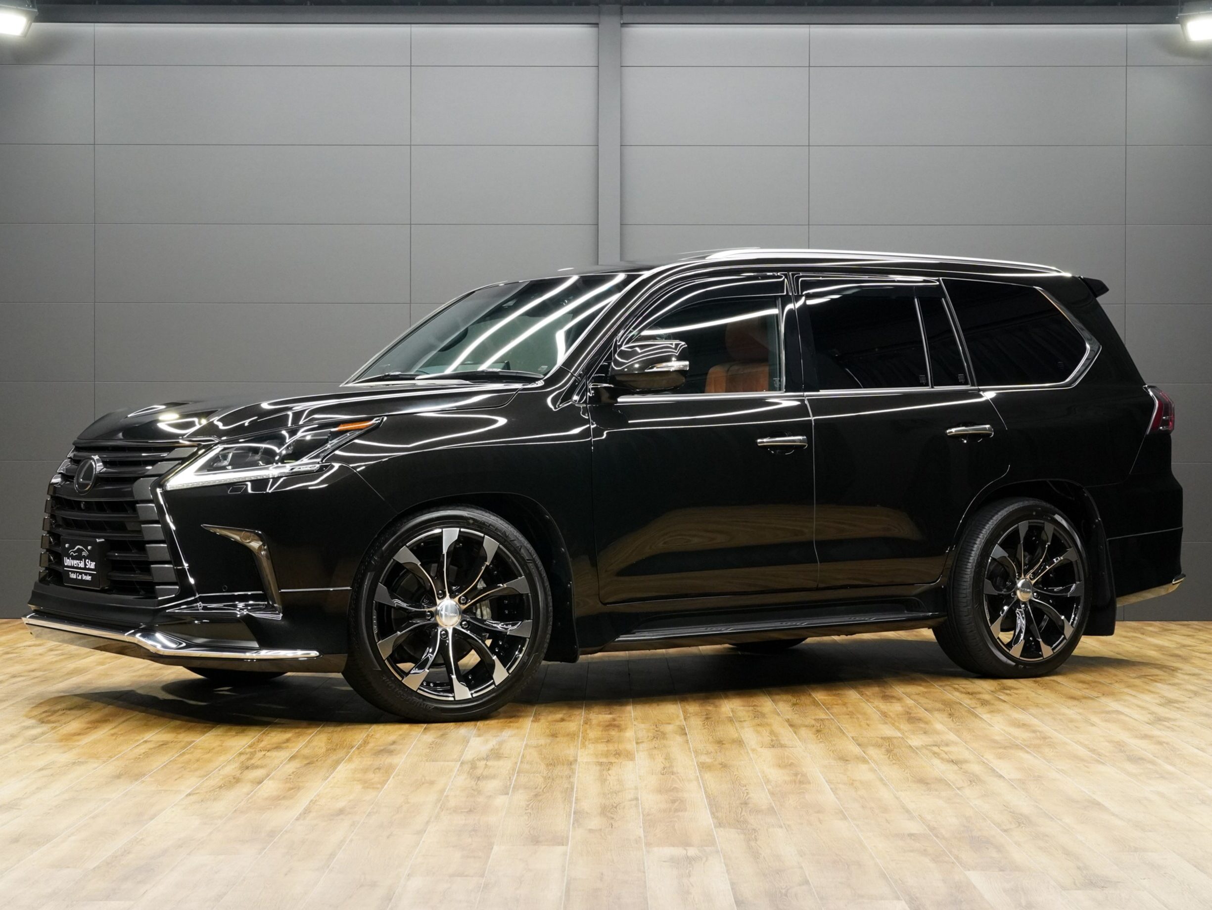 LEXUS LX570 BLACK SEQUENCE
レクサス LX570 ブラック シークエンス 4WD