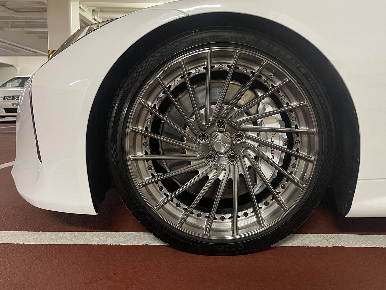 レクサスLC500をご成約頂きまして誠に有難うございました!