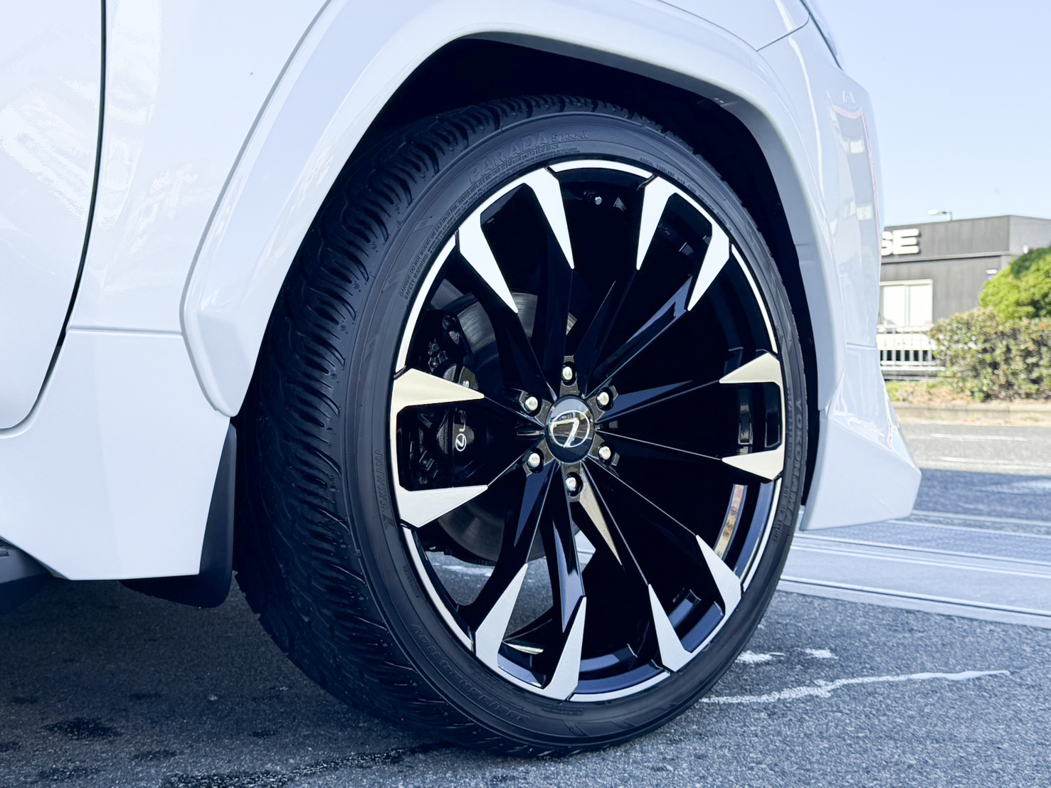 レクサスLX600モデリスタx 弊社オリジナルFF01S 24インチ をご成約頂き誠に有難うございました！