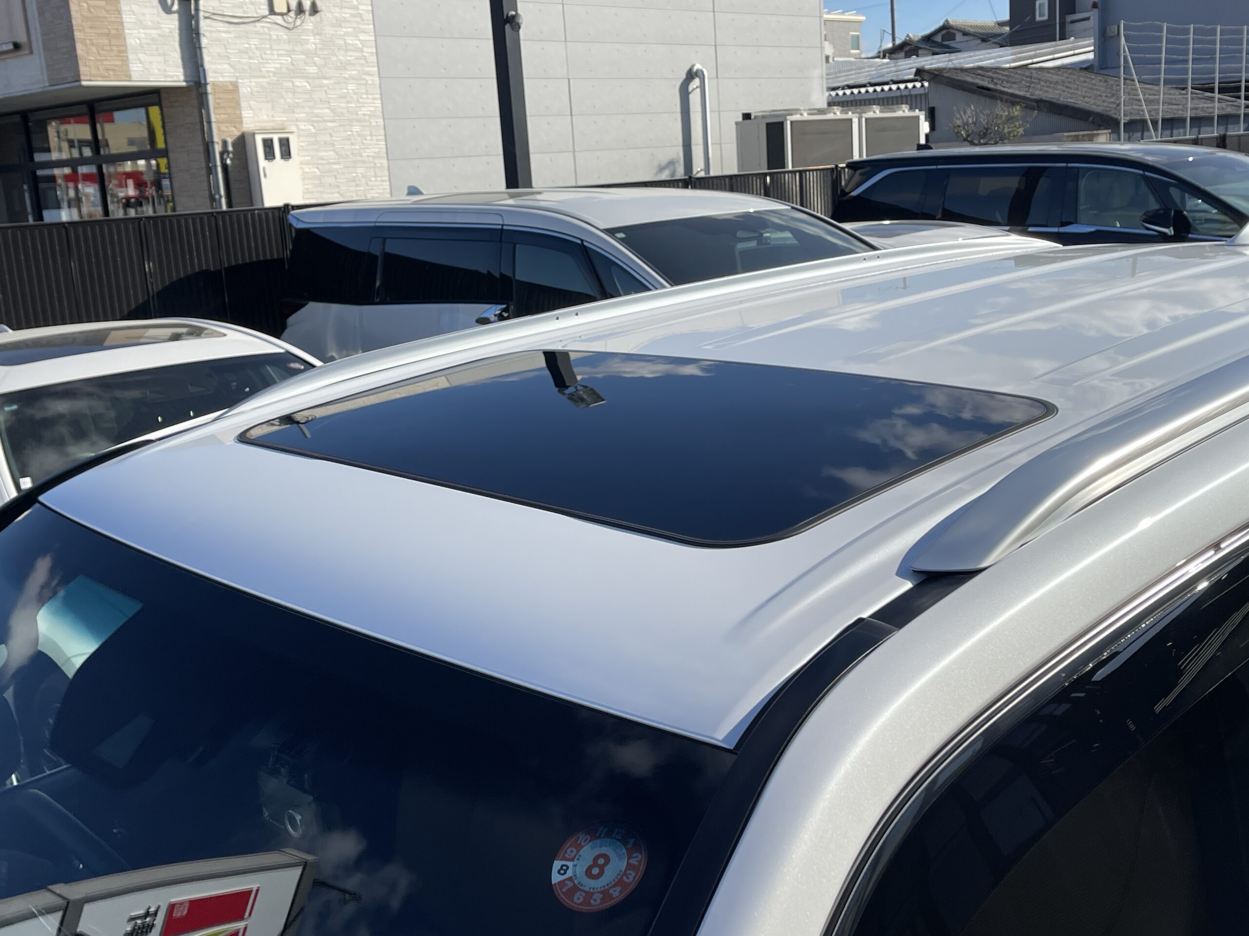 レクサスLX600 モデリスタスタイルをご成約頂きまして誠に有難うございました!また、モデリスタエアロ対応ヒッチメンバーも装着頂きまして、誠に有難うございました!