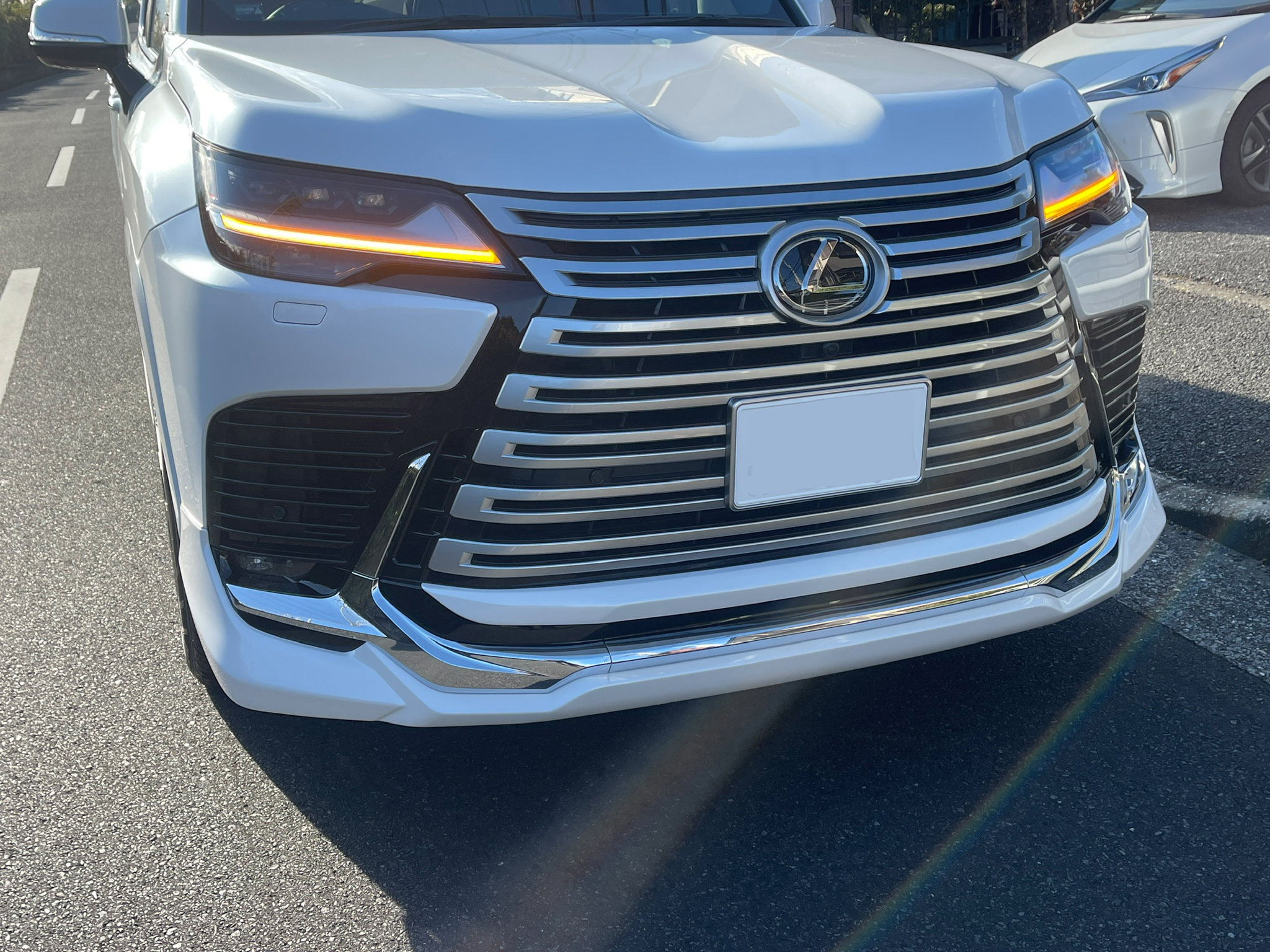 弊社オリジナルFF01S 22インチとモデリスタエアロ対応ヒッチメンバーも装着頂きまして、誠に有難うございました!