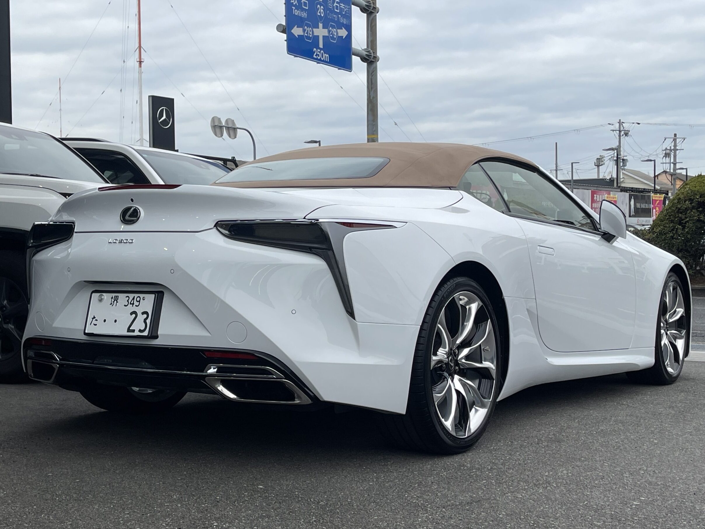 レクサスLC500 コンバーチブルをご成約頂きまして誠に有難うございました!