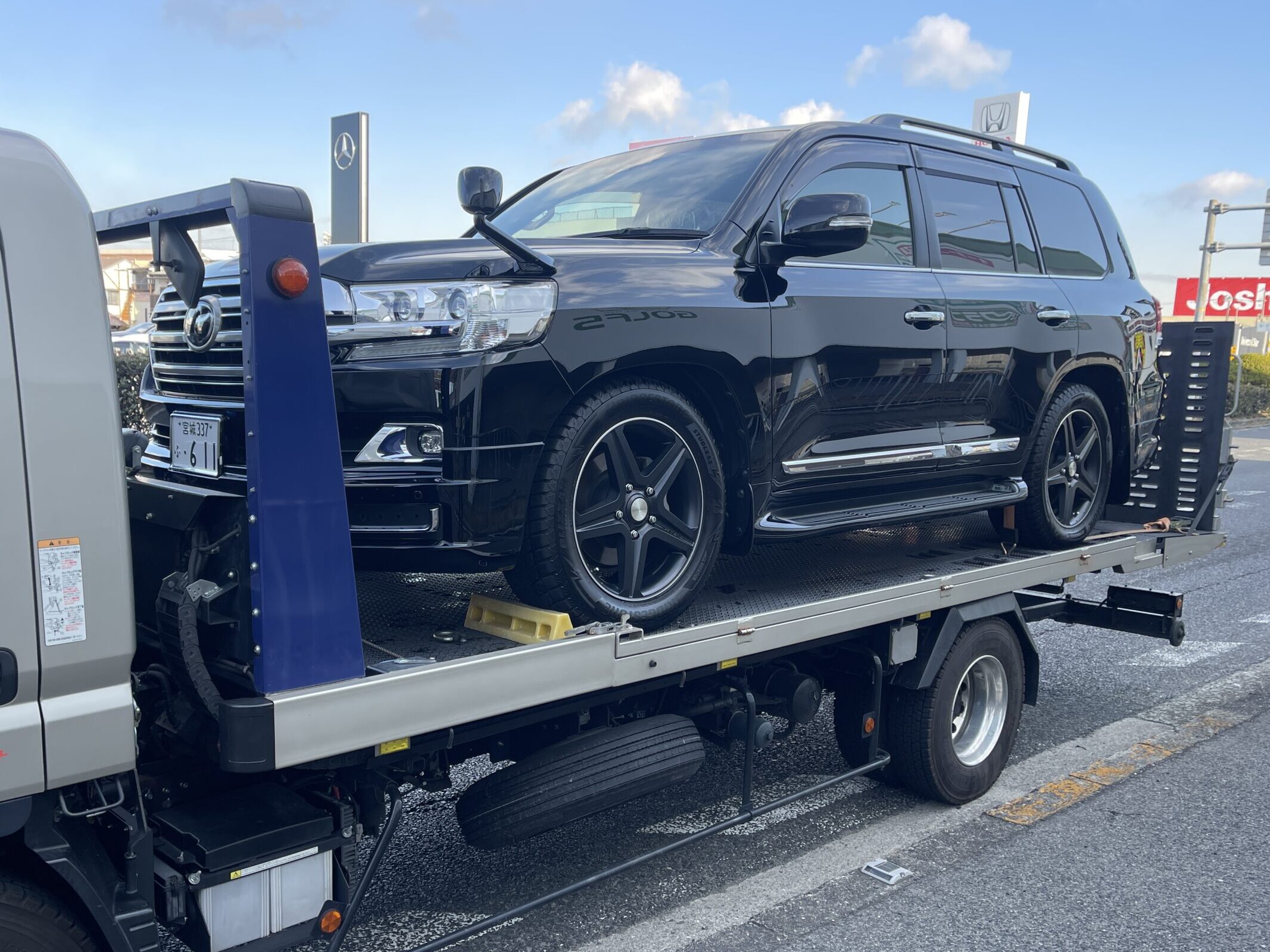 TOYOTA 200ランドクルーザーをご成約頂きまして誠に有難うございました！