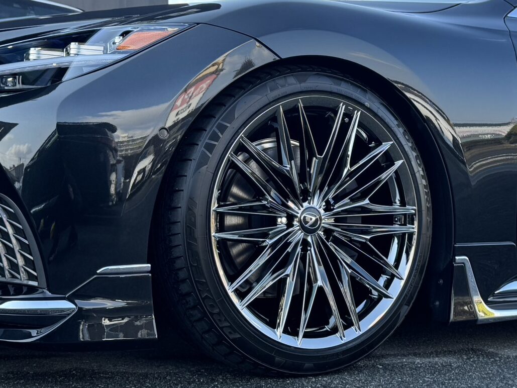 レクサスLS500hをご成約頂きまして誠に有難うございました！