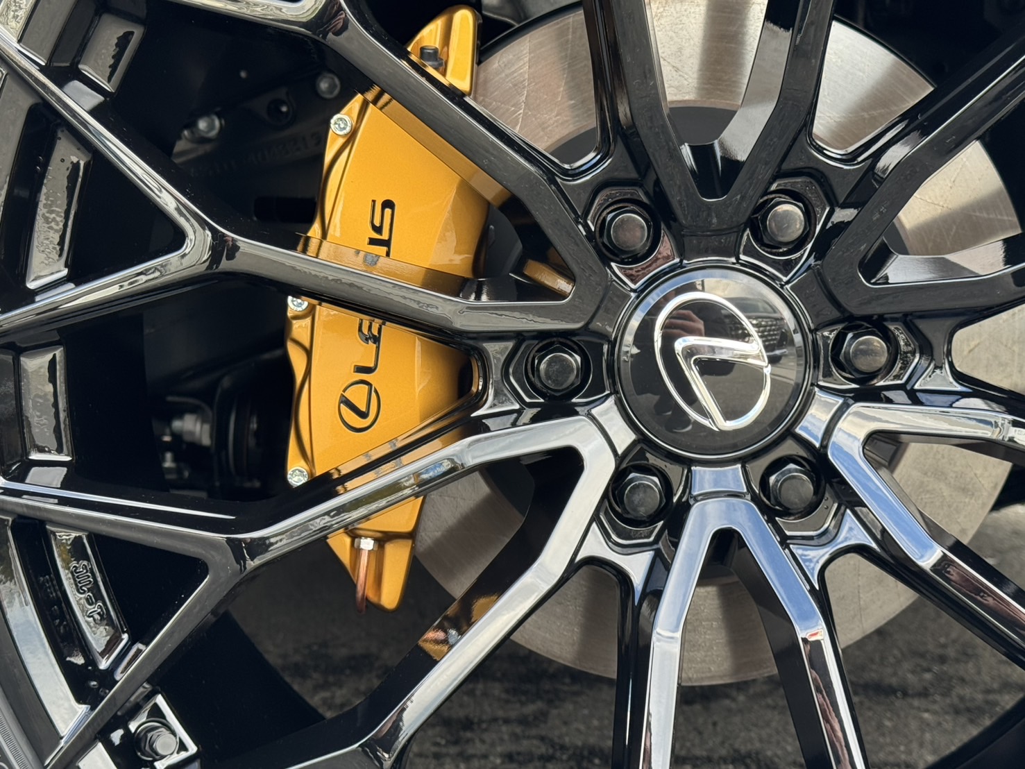 レクサスLX600 Fスポーツ仕様 UNIVERSAL DESIGN コンプリートをご成約いただき誠にありがとうございました！