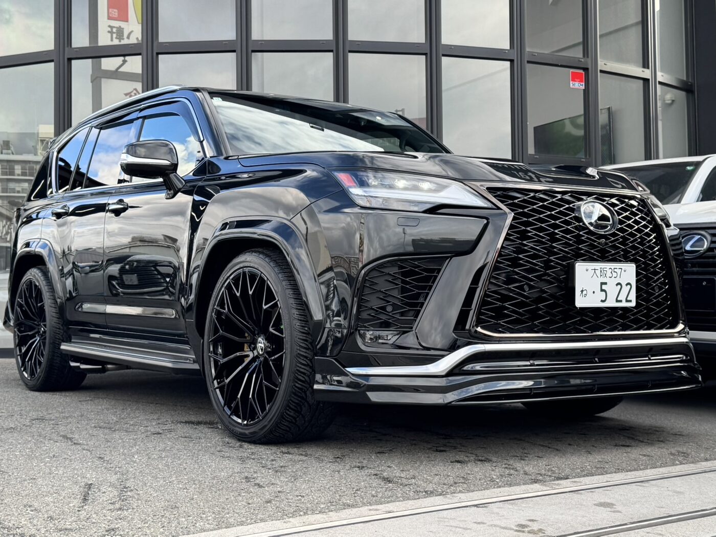 【オーナー様に感謝】ご納車♪ レクサスLX600 Fスポーツ仕様をご成約いただき誠にありがとうございました！