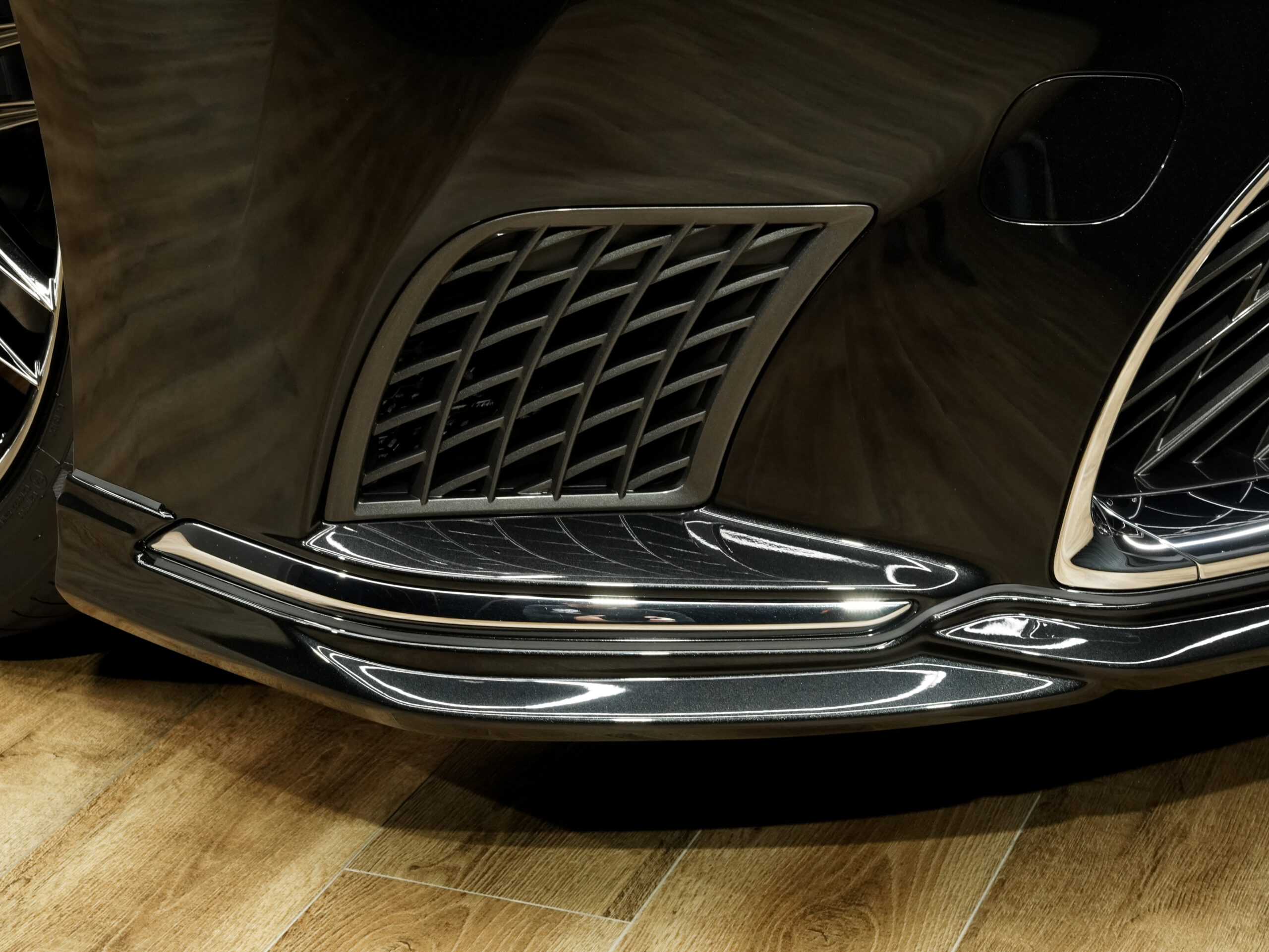 UNIVERSAL DESIGN レクサスLS500後期用(標準グレードバンパー用)フロントスポイラー、サイドスカート、リアスカート、トランクスポイラー