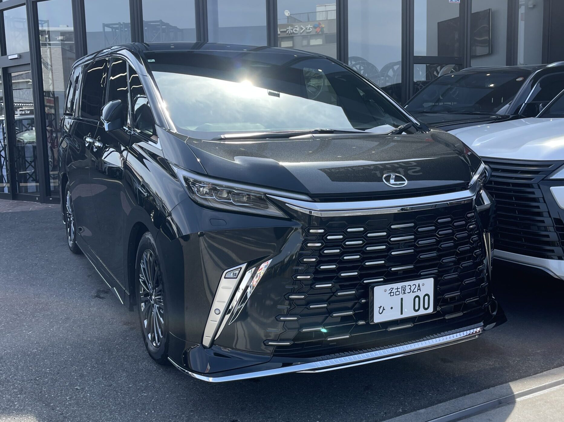 お客様に感謝！！レクサスLM500hをご成約いただき誠にありがとうございました！