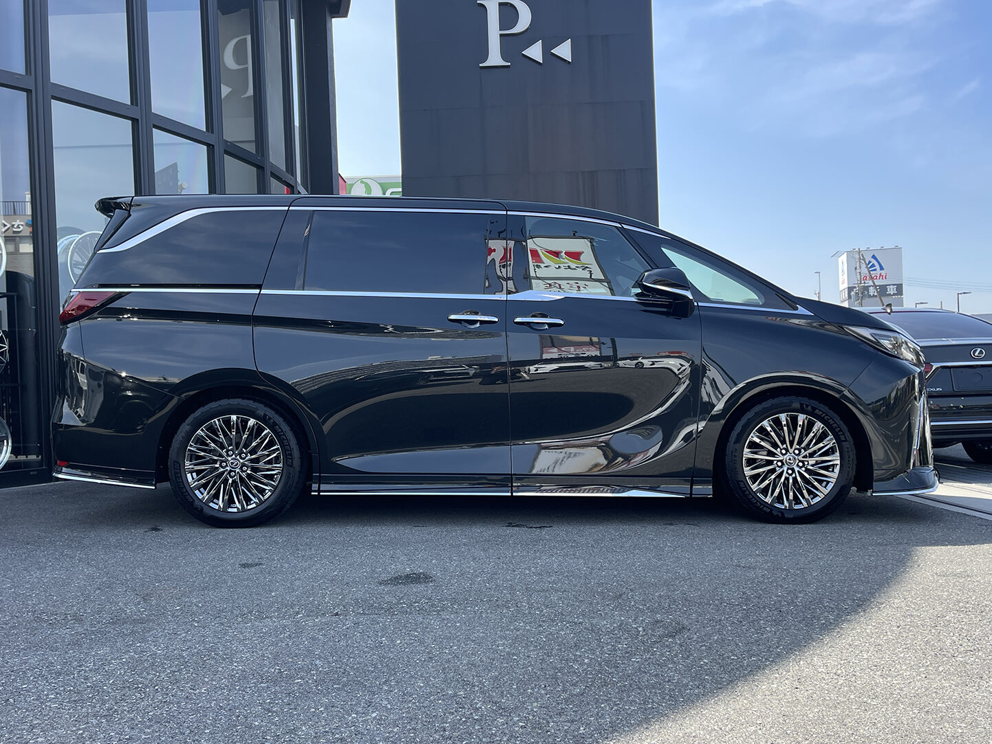 レクサスLM500hご成約いただき誠にありがとうございました！