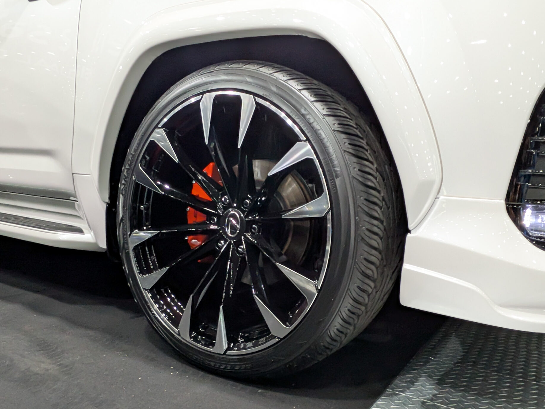 レクサスLX600 UNIVERSAL DESIGN コンプリートをご成約いただき誠にありがとうございました！