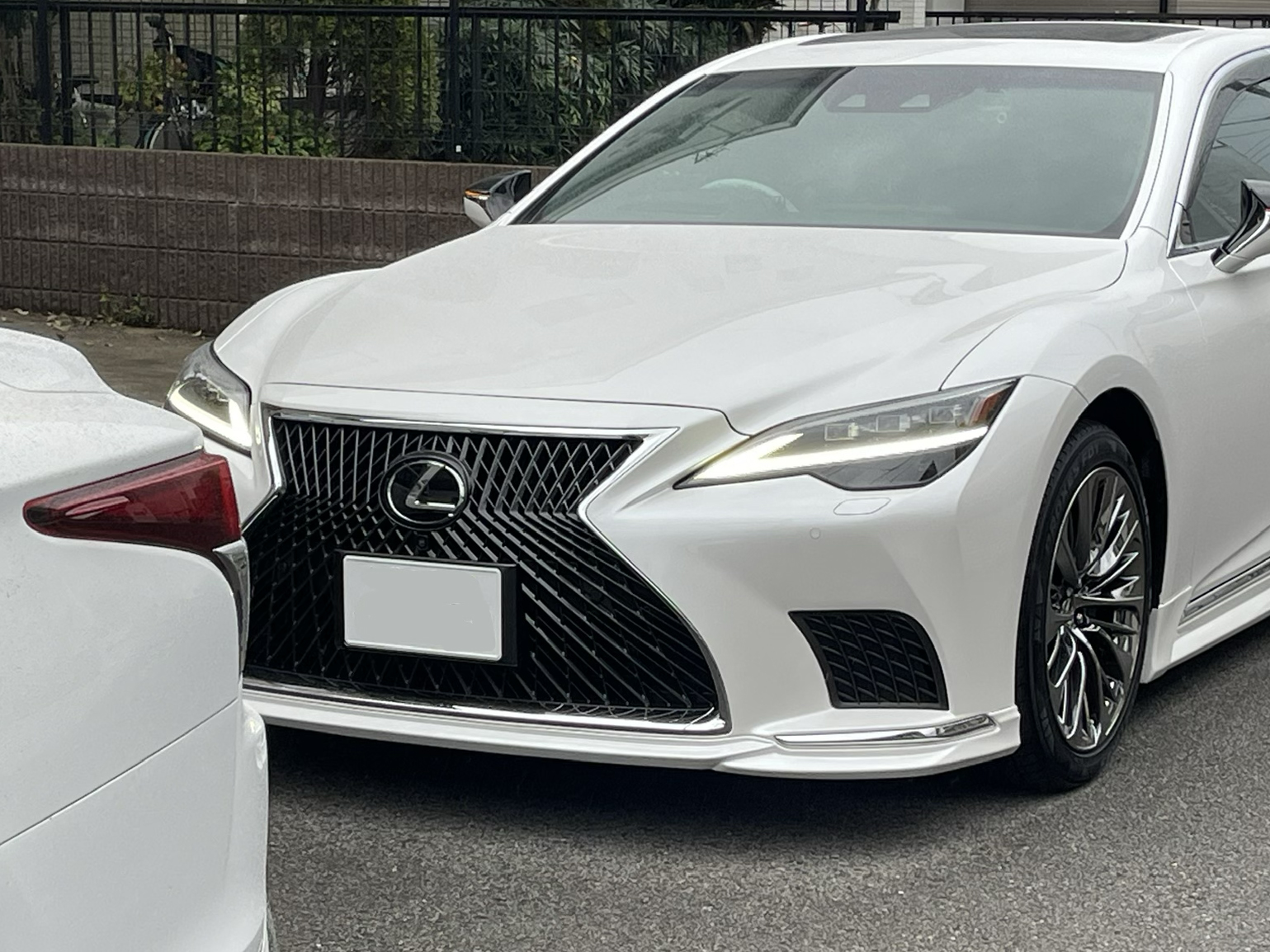 レクサスLS500 UNIVERSAL DESIGN エアロをご成約頂きまして誠に有難うございました！