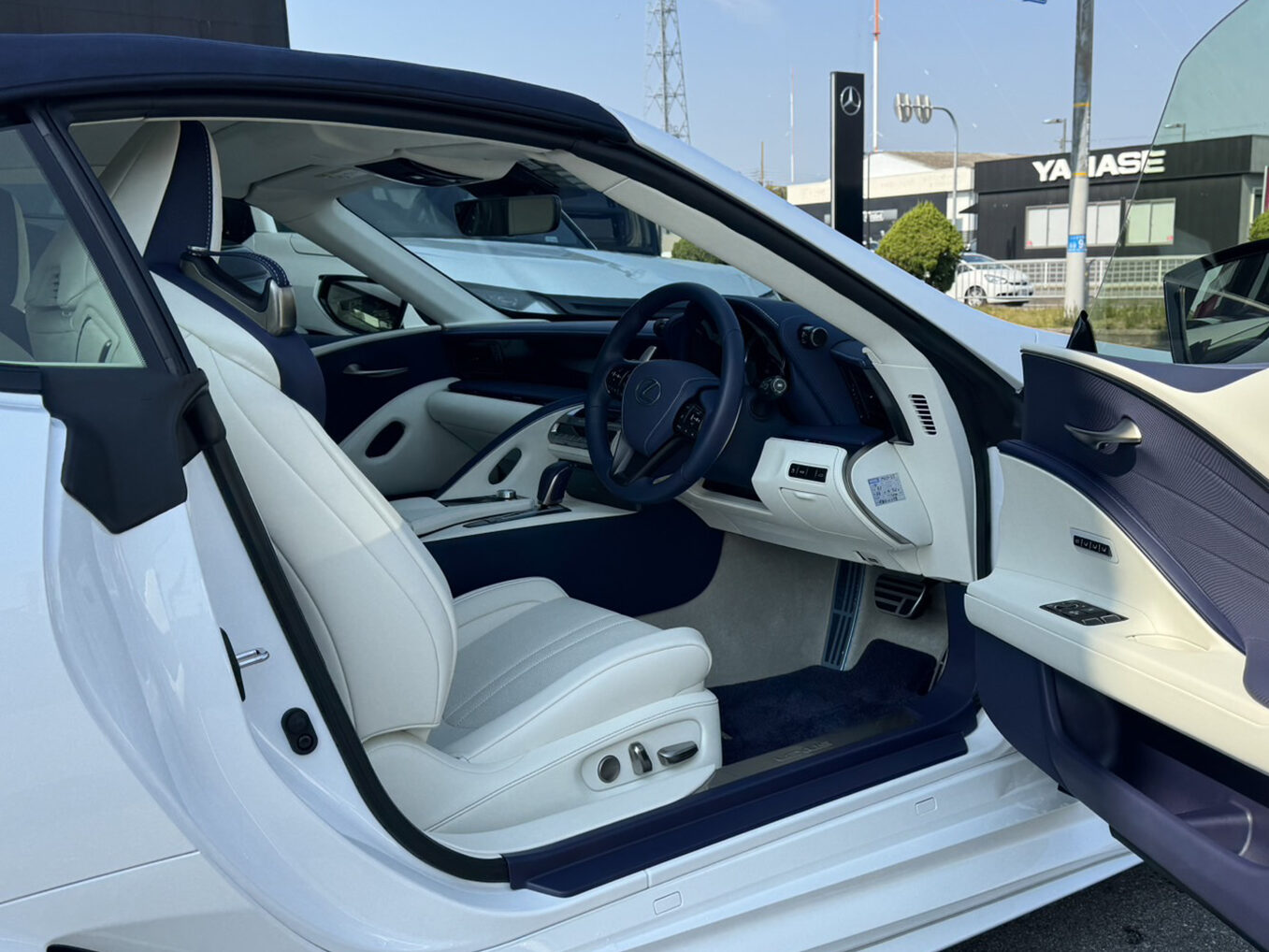 レクサスLC500 コンバーチブルTRD スタイルをご成約頂きまして誠に有難うございました！