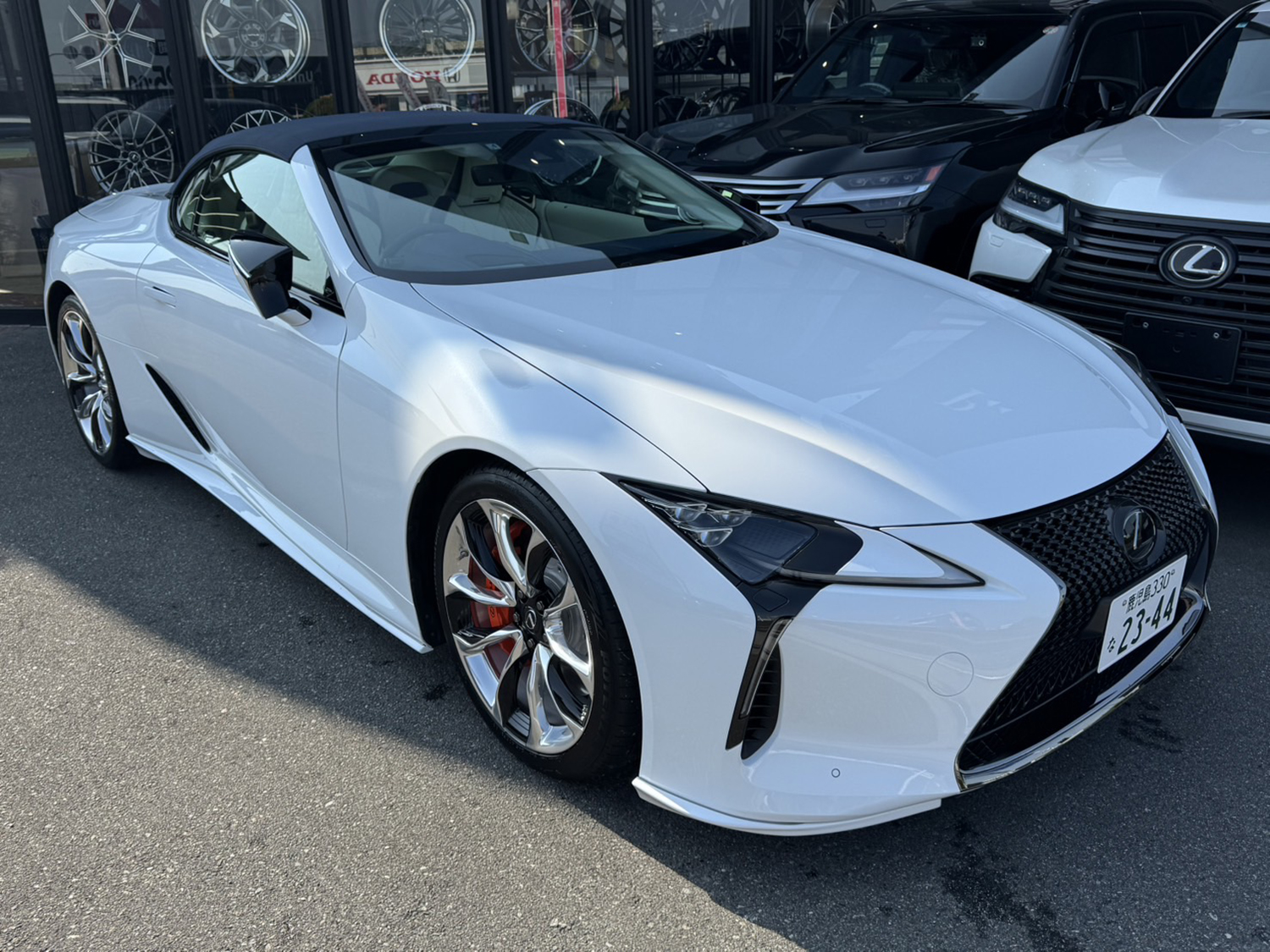 レクサスLC500 コンバーチブルLEXONフルエアロをご成約頂きまして誠に有難うございました！