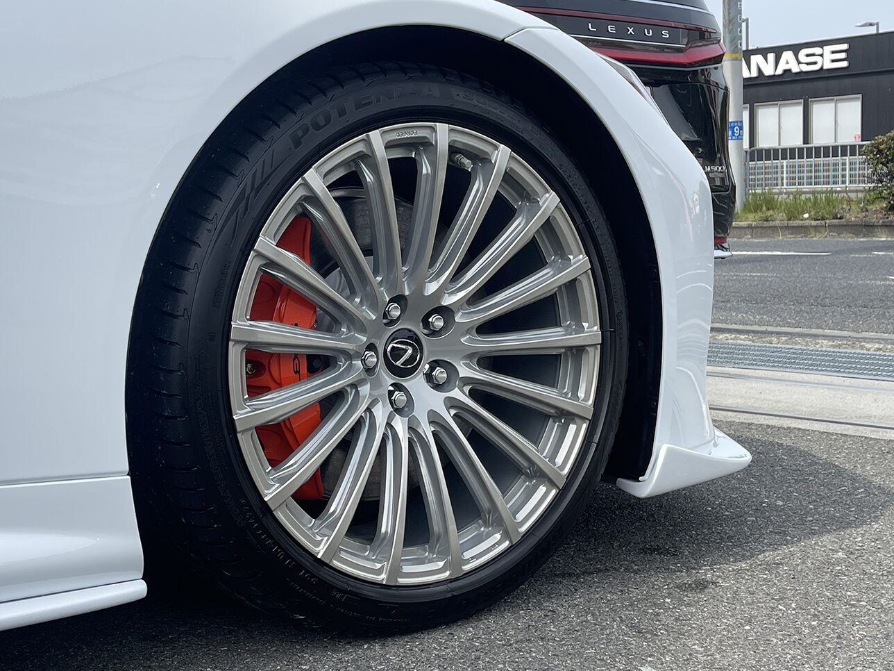 レクサスLC500 コンバーチブルLEXONフルエアロをご成約頂きまして誠に有難うございました！