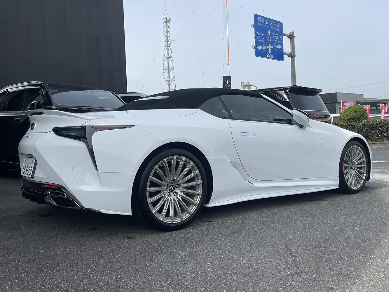 レクサスLC500 コンバーチブルLEXONフルエアロをご成約頂きまして誠に有難うございました！