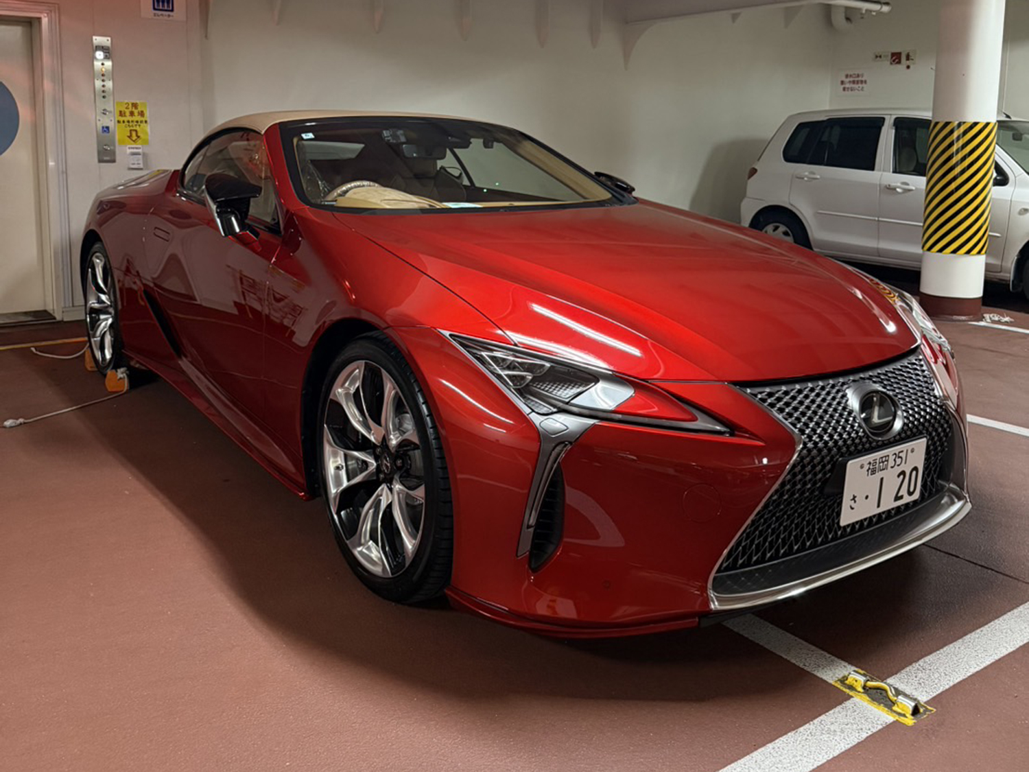 レクサスLC500 コンバーチブルをご成約いただきまして誠に有難うございました！