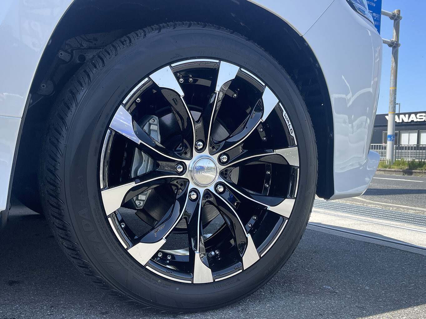 レクサスLX570 x WALD JARRET 22インチをご成約いただきまして誠に有難うございました!