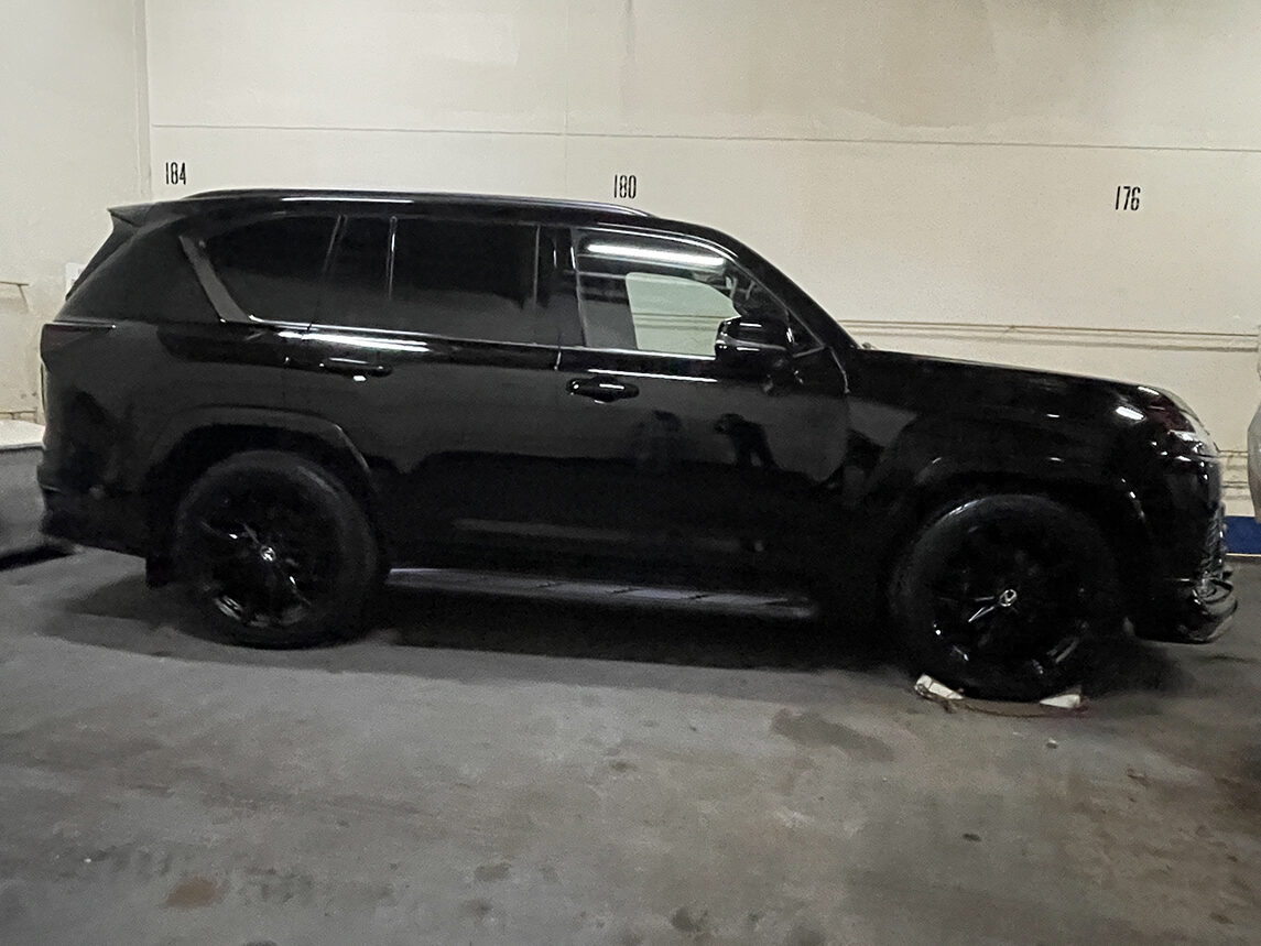 レクサスLX600 UNIVERSAL DESIGN コンプリートをご成約いただきまして誠に有難うございました!