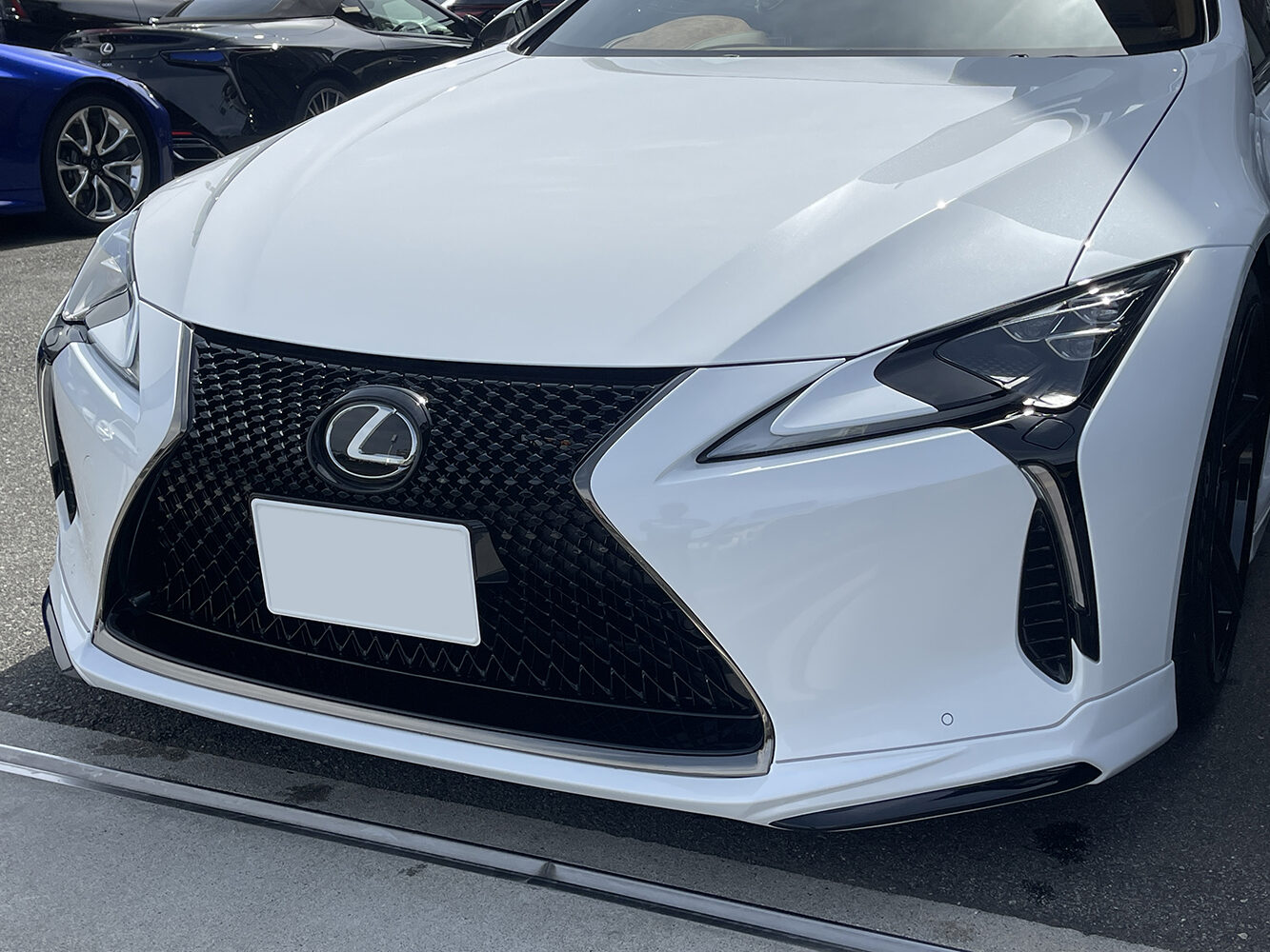 現役サッカー選手(ガンバ大阪)のお客様にご成約頂きました、弊社オリジナルブランドのUNIVERSAL DESIGNのコンプリートカーです！