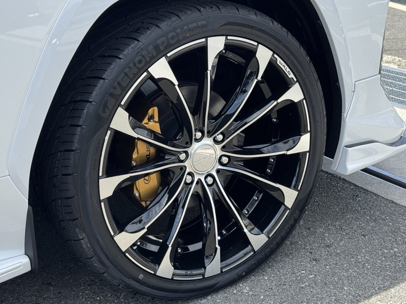 レクサスLX600 モデリスタ x DOUBLE EIGHT /  WALDジャレットをご成約いただきまして誠に有難うございました！