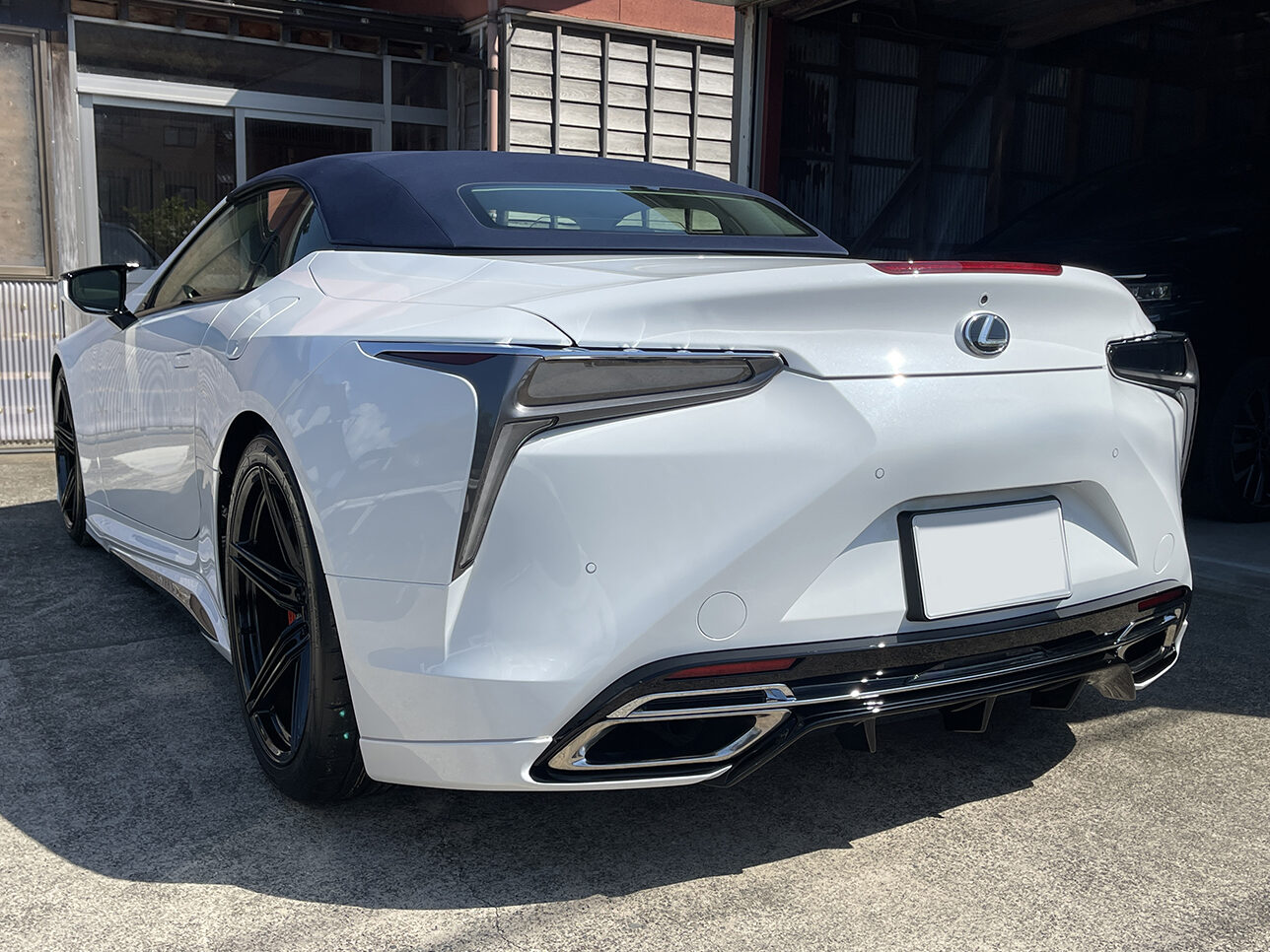 レクサスLC500 コンバーチブル UNIVERSAL DESIGN コンプリートをご成約いただきまして誠に有難うございました!
