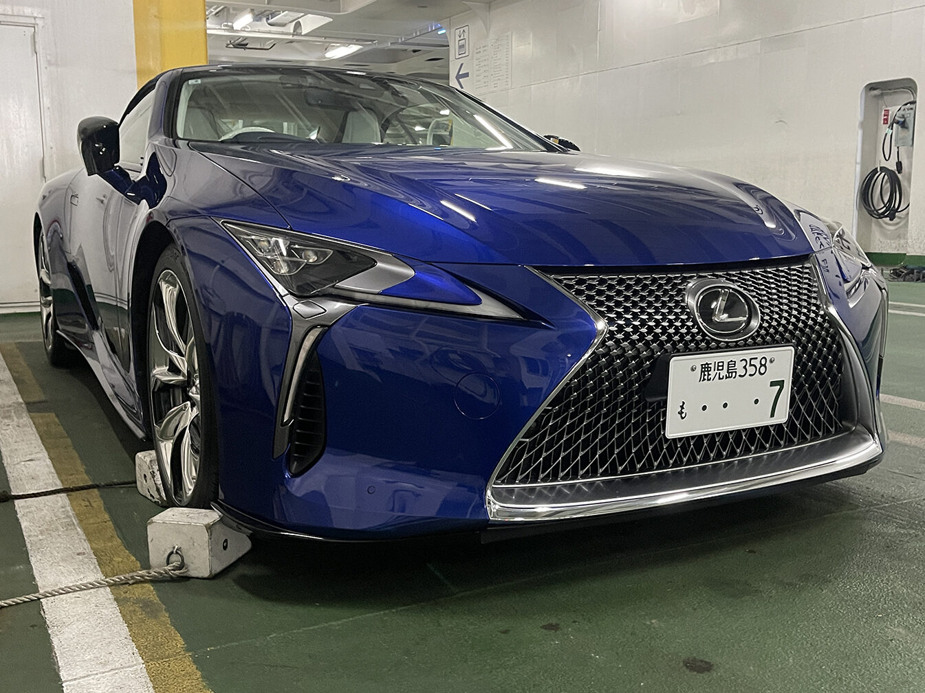 オーナー様に感謝! ご納車♪ レクサスLC500 コンバーチブルをご成約いただきまして誠に有難うございました！