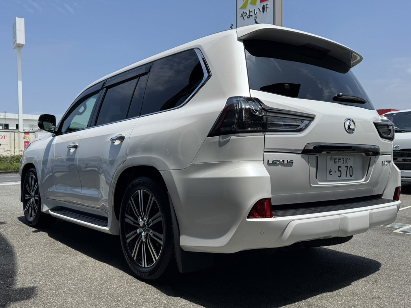 レクサスLX570をご成約いただきまして誠に有難うございました！