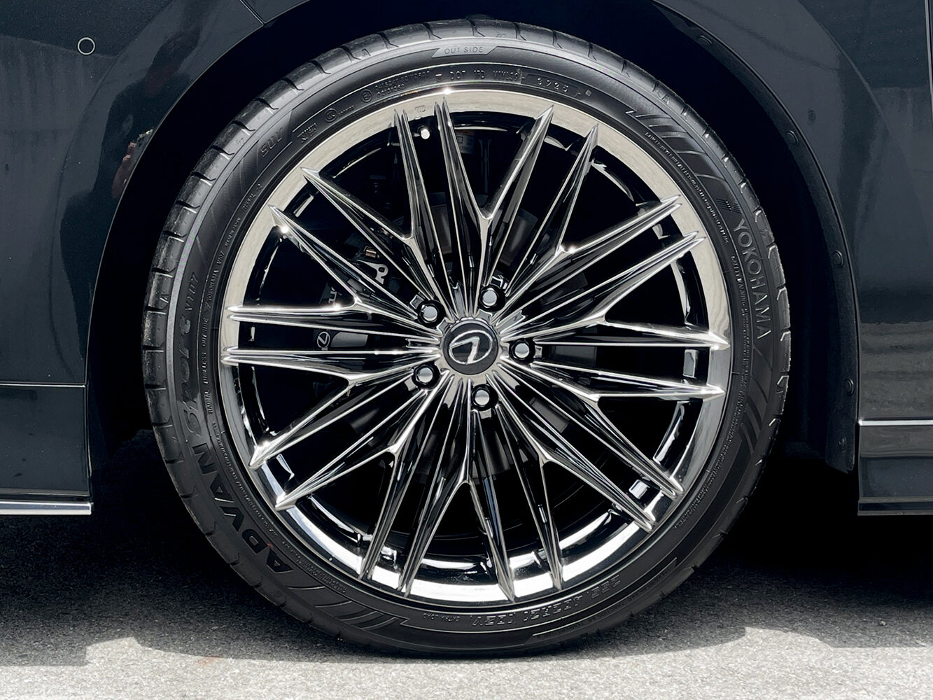 レクサスLM500hUNIVERSAL DESIGN FF03M 21インチご成約いただき誠にありがとうございました！