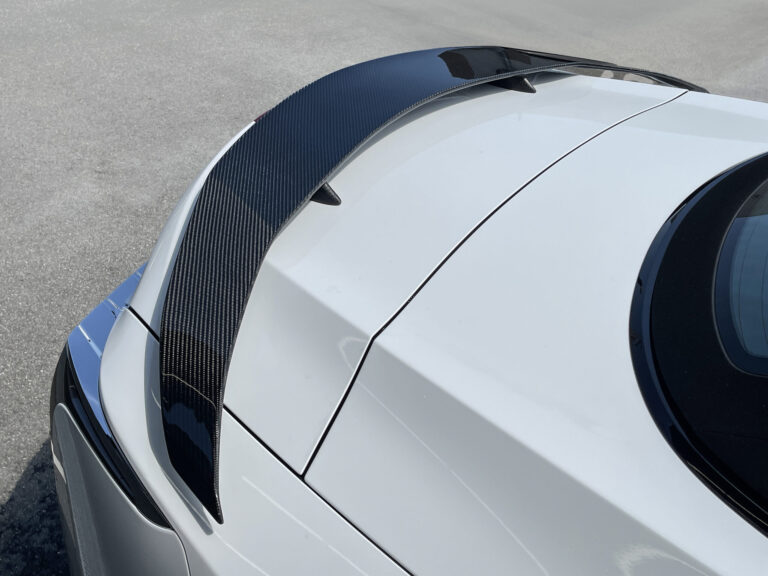 UNIVERSAL DESIGN LC500 レクサス LC500用 エアロパーツです。 LEXUS LC500 UNIVERSAL DESIGN AERO GTウイング