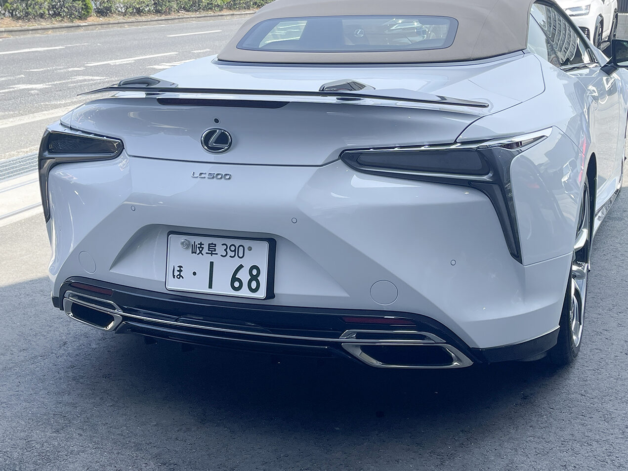 レクサスLC500 コンバーチブルをご成約いただきまして誠に有難うございました！