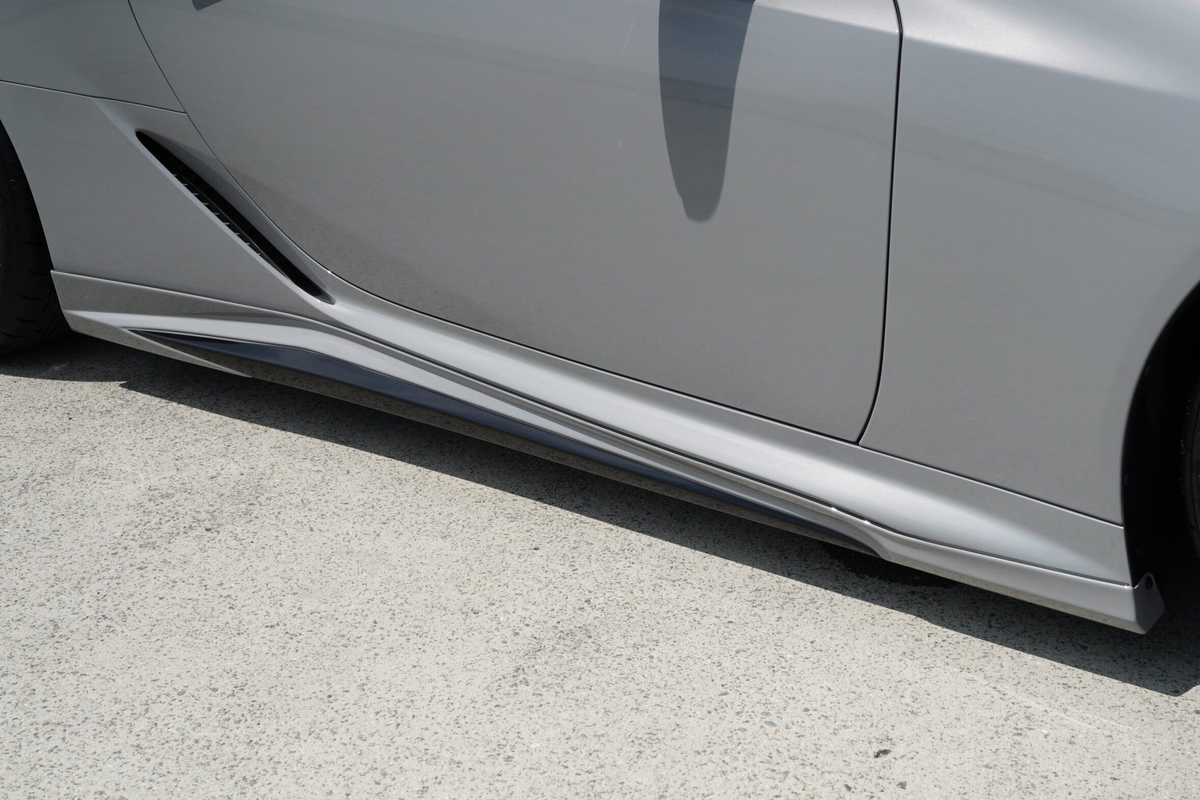 UNIVERSAL DESIGN LC500 レクサス LC500用 エアロパーツです。 LEXUS LC500 UNIVERSAL DESIGN AERO ピナクル FF02S pinnacle