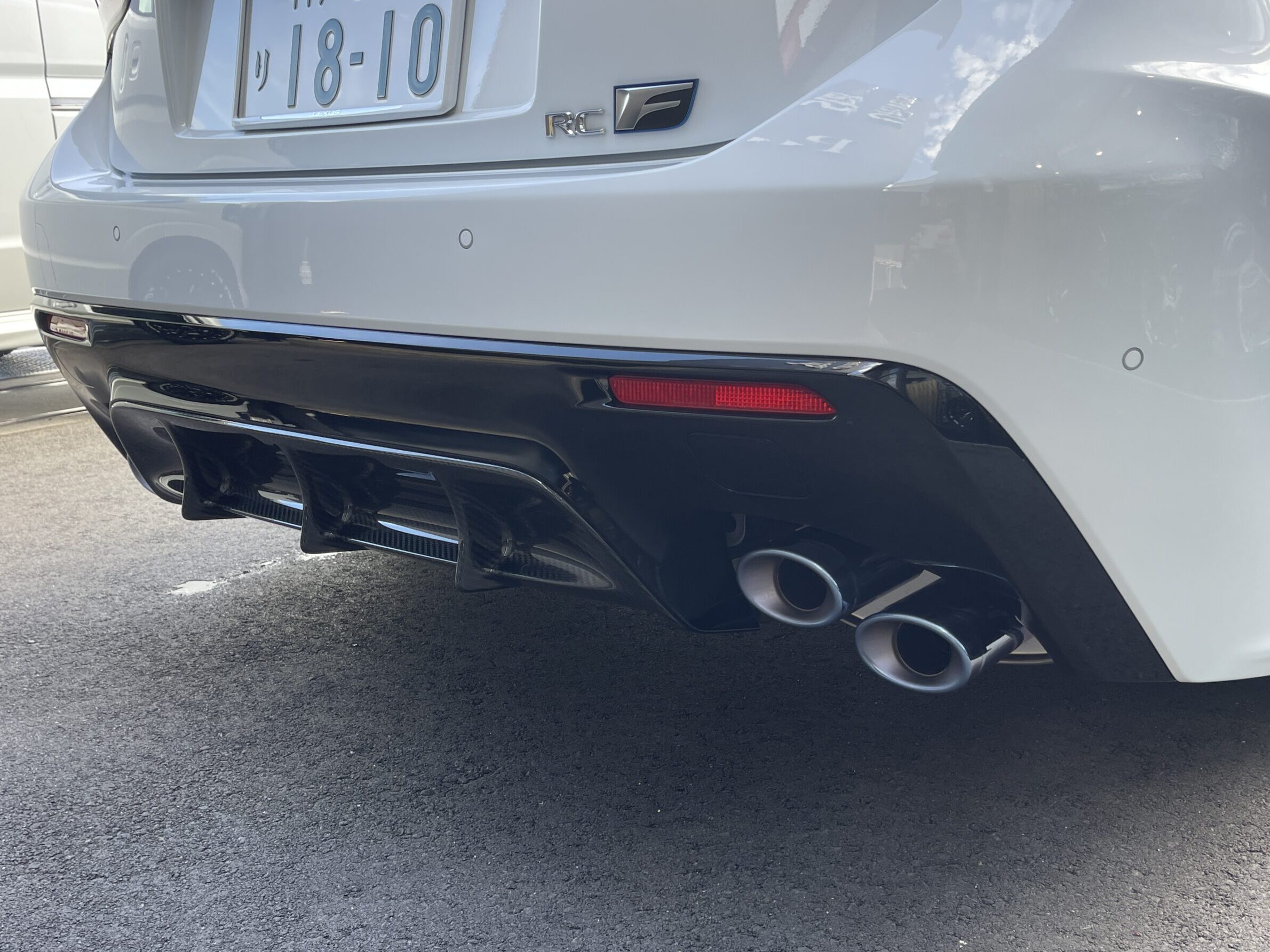 レクサス RC F パフォーマンスパッケージ マフラー